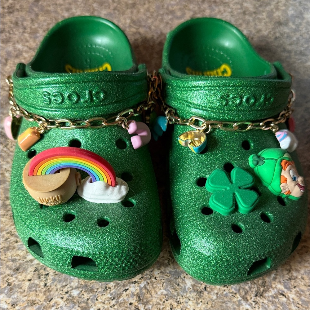 Lucky Charm Crocs child Size 13